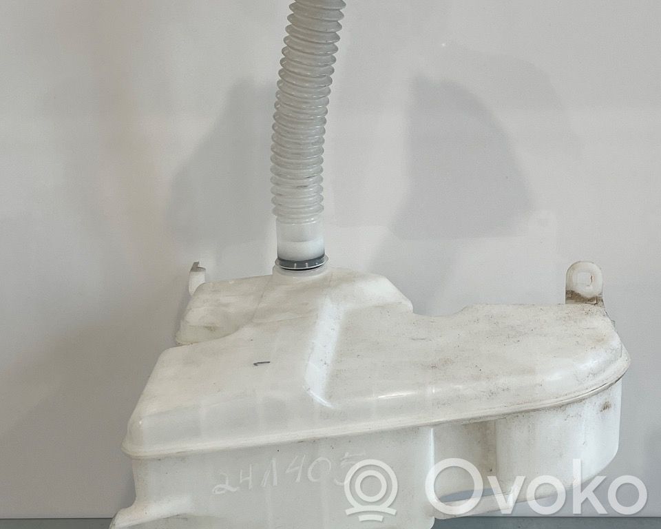 Lexus IS 220D-250-350 Zbiornik płynu do spryskiwaczy szyby przedniej / czołowej 