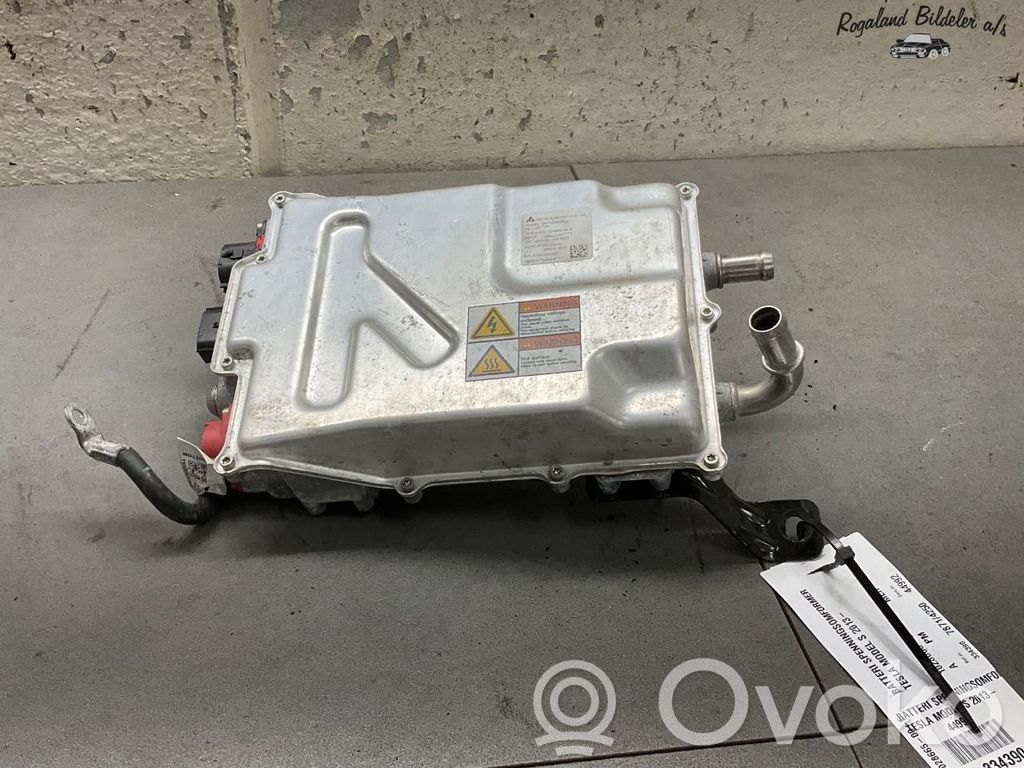 Inversor/convertidor de voltaje   102866500E,102866500E,102866500E