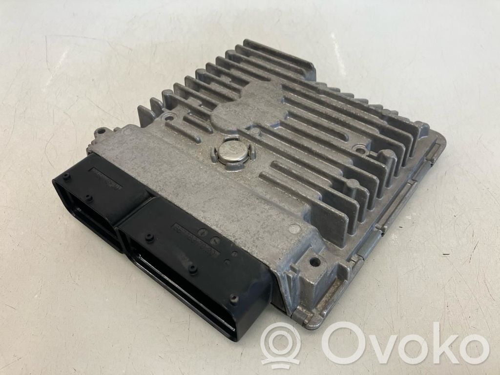 Unidad de control/módulo ECU del motor   03L997558,03L997558