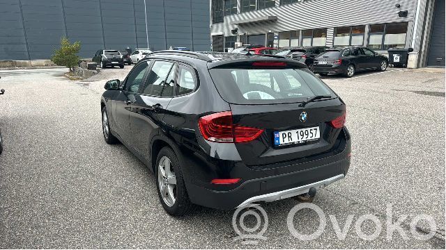 BMW X1 E84 Vairo kolonėlė 