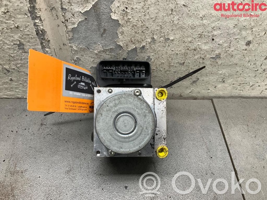 Lexus UX ABS bloks 