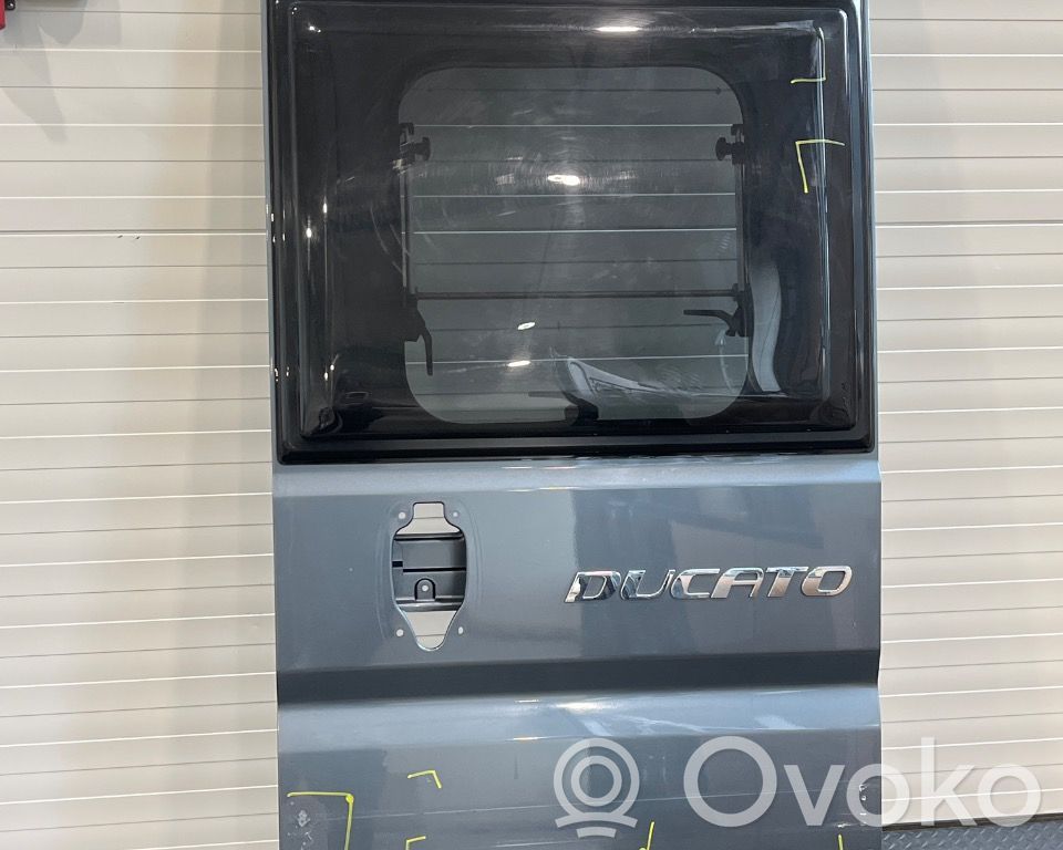 Fiat Ducato Aizmugurējās durvis 