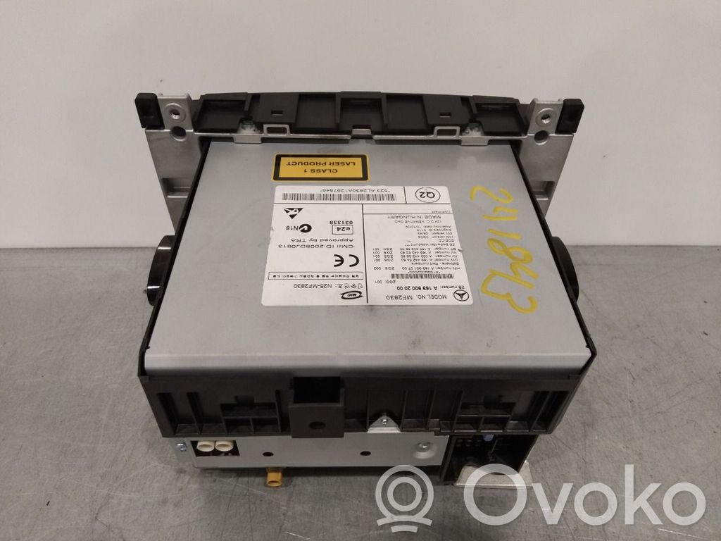 Mercedes-Benz A W169 Panel / Radioodtwarzacz CD/DVD/GPS 