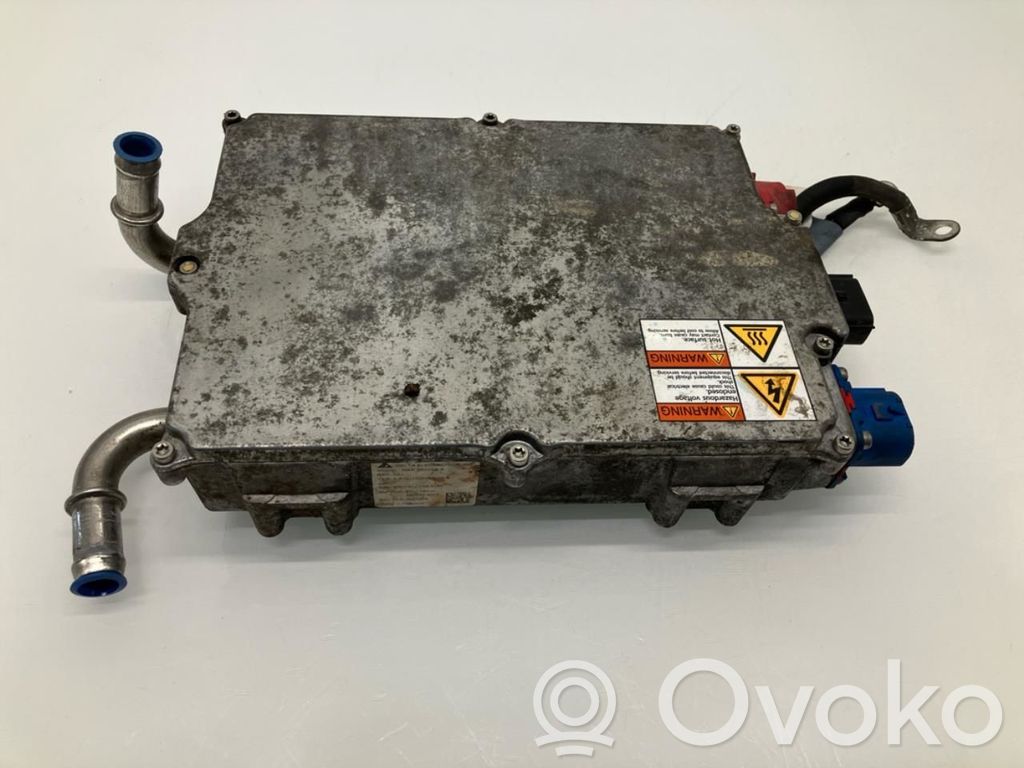 Inversor/convertidor de voltaje   102866500C,102866599G,102866500B,102866500B,102866500C,102866599G