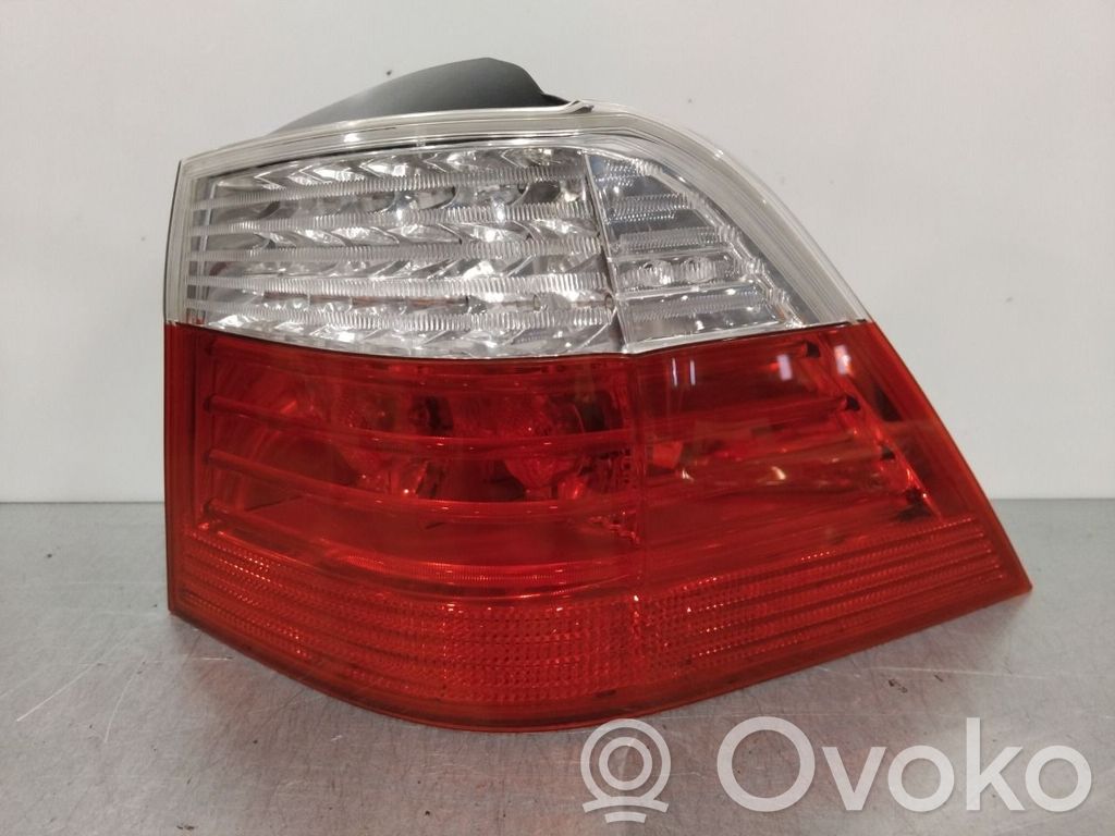 BMW 5 E60 E61 Galinis žibintas kėbule 
