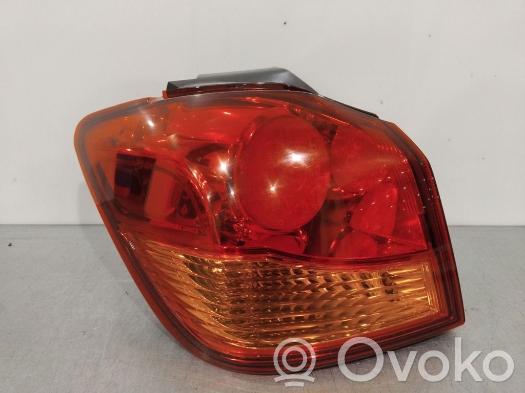 Mitsubishi ASX Luci posteriori