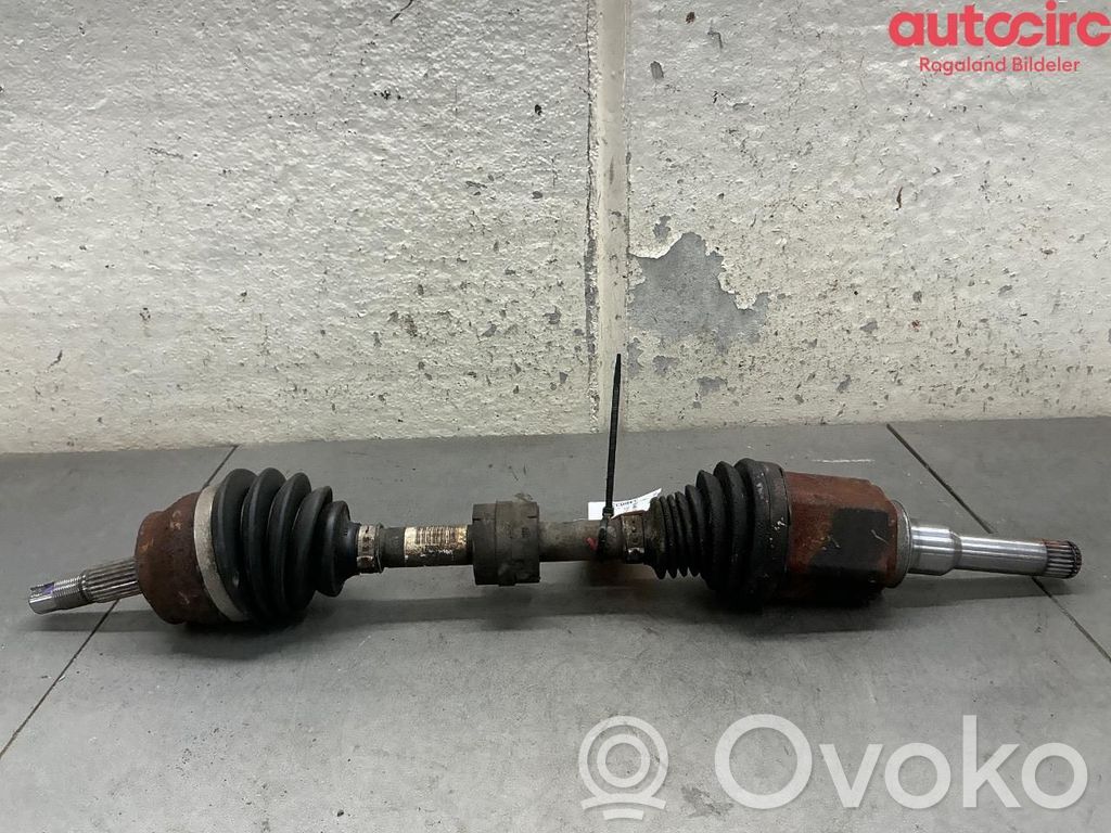 Opel Corsa E Priekinis pusašis 