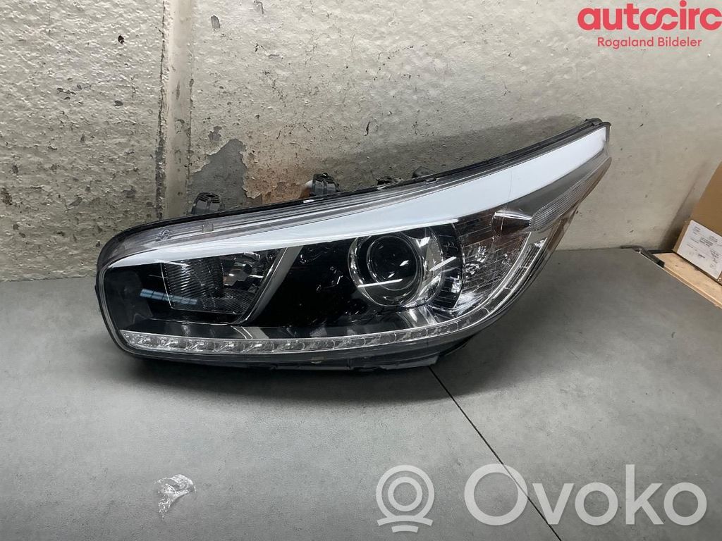 KIA Ceed Priekinis žibintas 