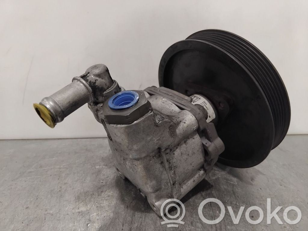 BMW 5 E60 E61 Power steering pump 