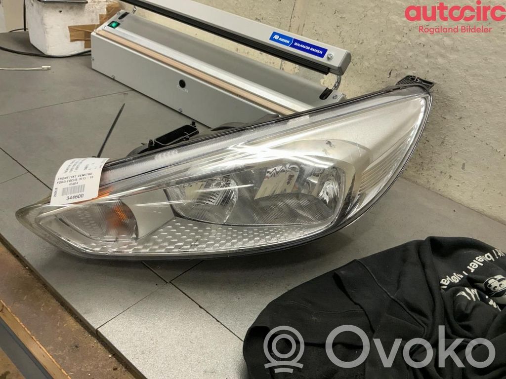 Ford Focus Scheinwerfer 
