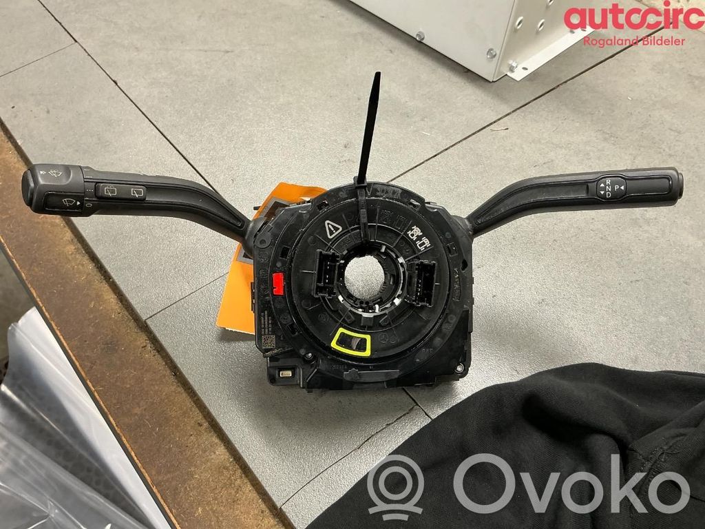 Mercedes-Benz EQB Interruptor de control multifunción 
