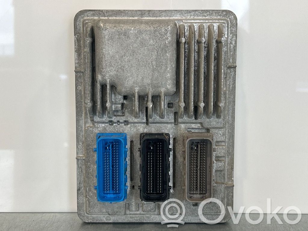 Opel Corsa E Galios (ECU) modulis 