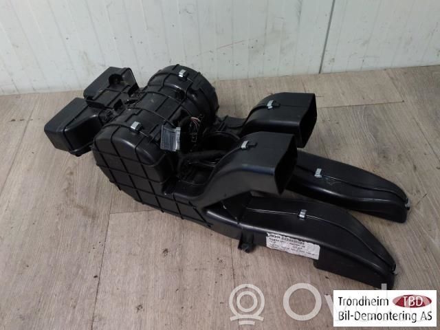 BMW X5 E70 Wentylator nawiewu / Dmuchawa 