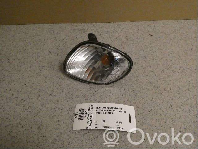 Toyota Corolla E110 Front indicator light 