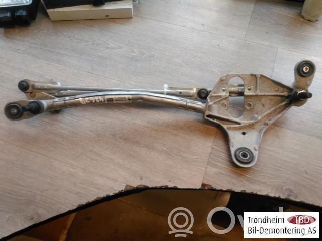 Tesla Model 3 Mechanizm wycieraczek szyby przedniej / czołowej 
