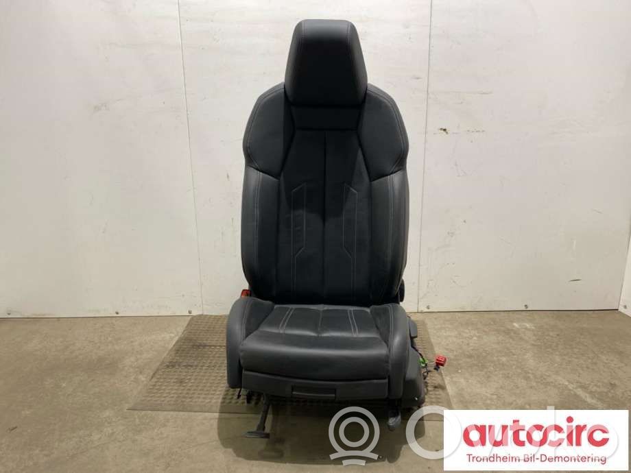 Audi Q4 e-tron Fotel przedni kierowcy 