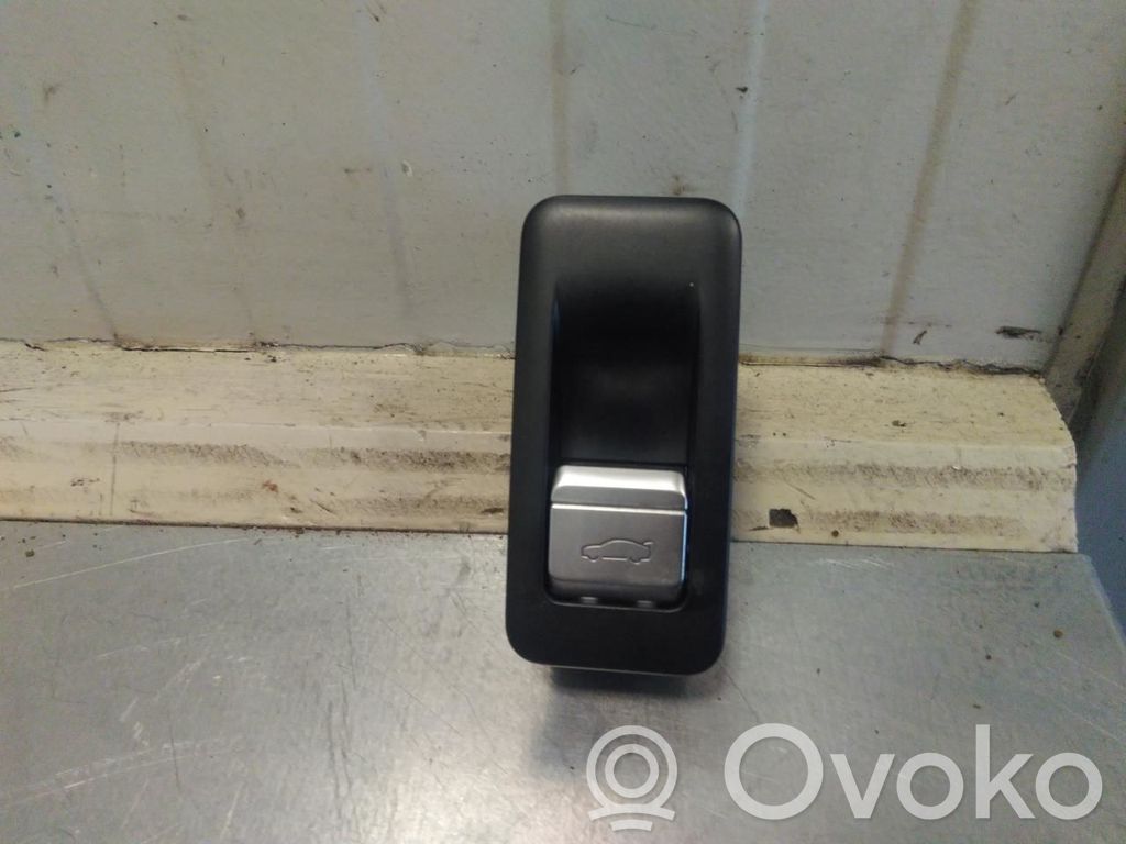 Interruptor para abrir la puerta trasera   HC3772060F,HC3772060F