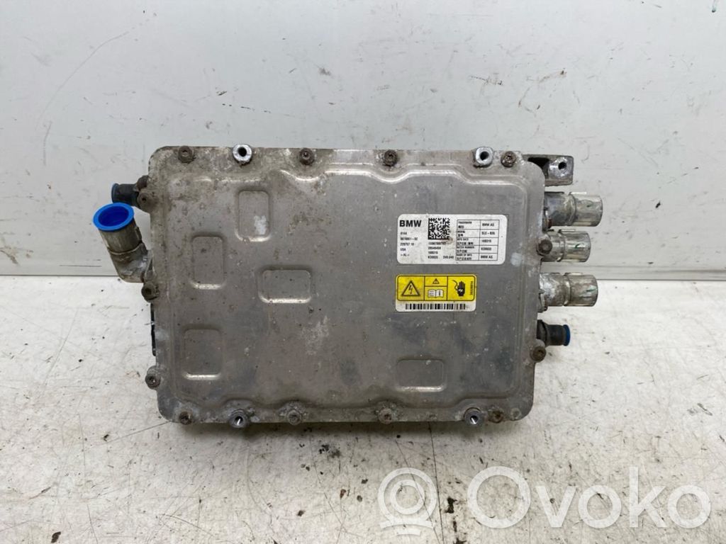BMW 2 F45 Falownik / Przetwornica napięcia 