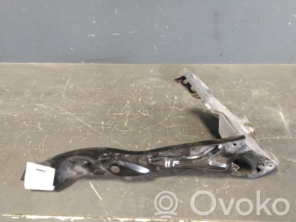 Mercedes-Benz E W212 Staffa faro/fanale