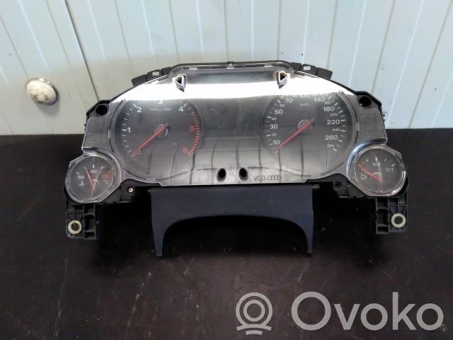 Audi A8 S8 D3 4E Speedometer (instrument cluster) 