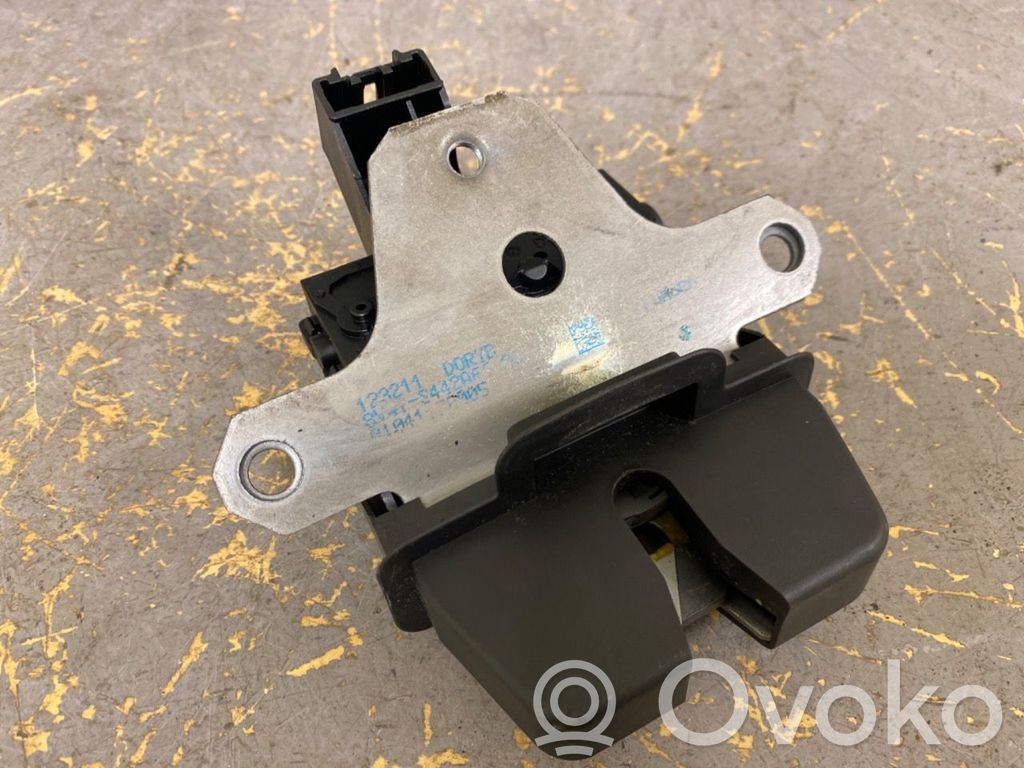 Ford Kuga I Tailgate lock latch 