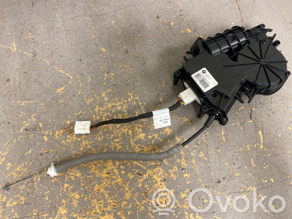 BMW 5 F10 F11 Blocco chiusura del portellone