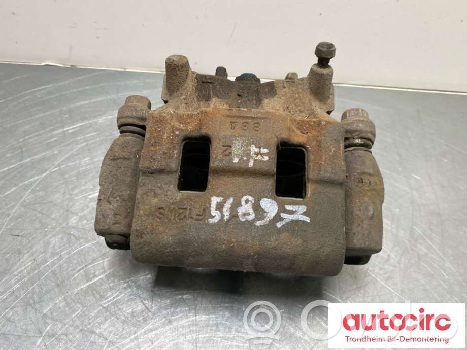 Mitsubishi Outlander Etujarrusatula 