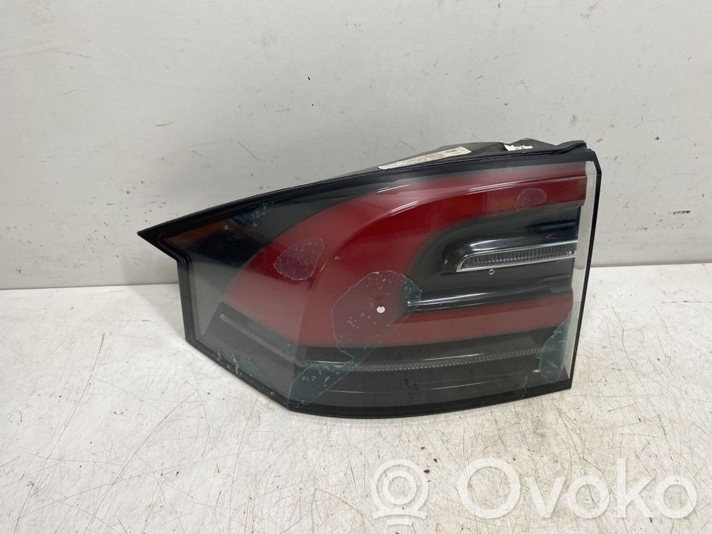 Tesla Model X Rear/tail lights 