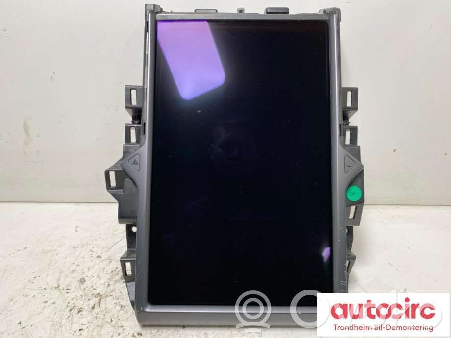 Tesla Model X Head unit multimedia control 