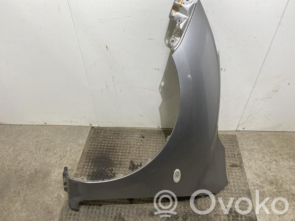 Mazda 3 II Sparnas 
