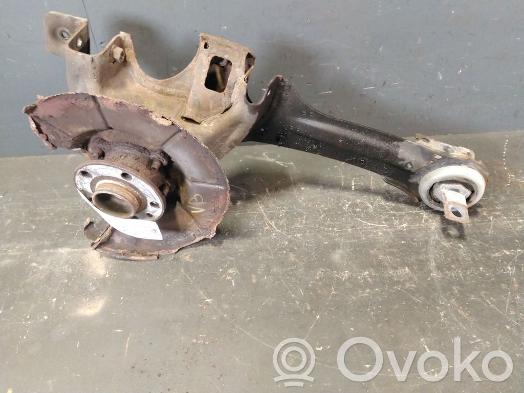 Volvo V60 Achsschenkel hinten 