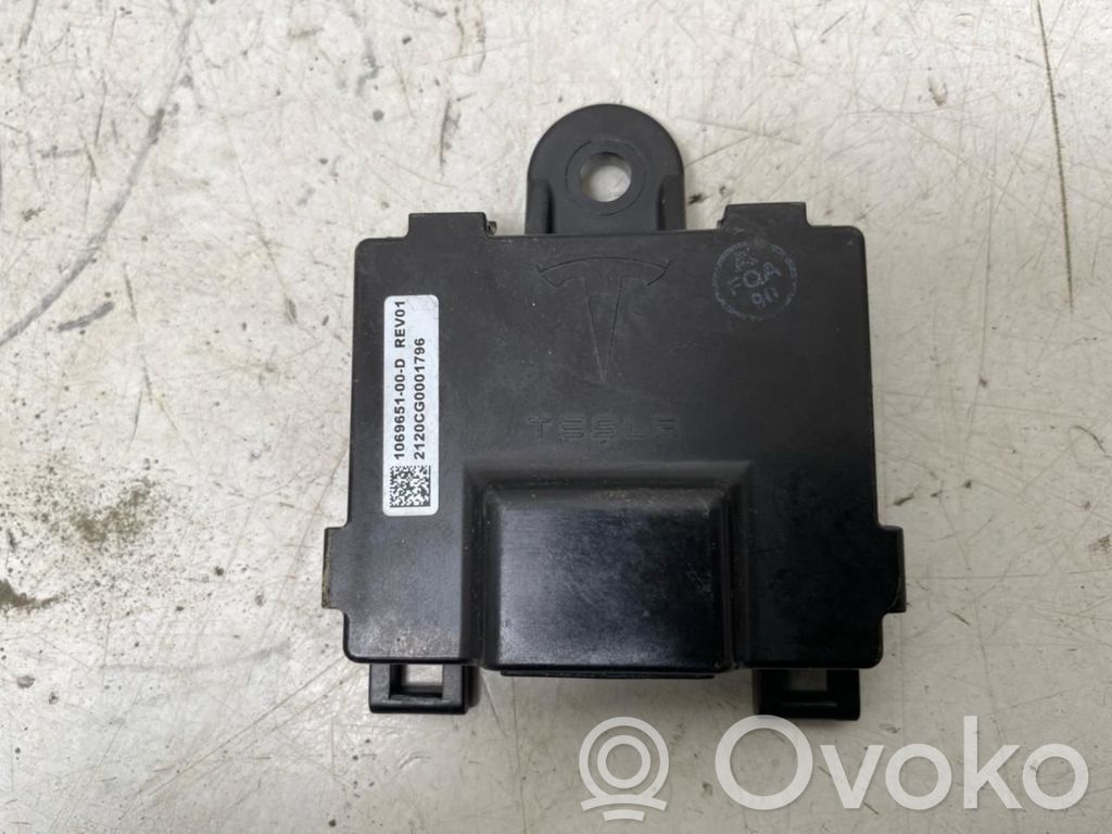 Tesla Model S Unidad de control/módulo de la puerta 