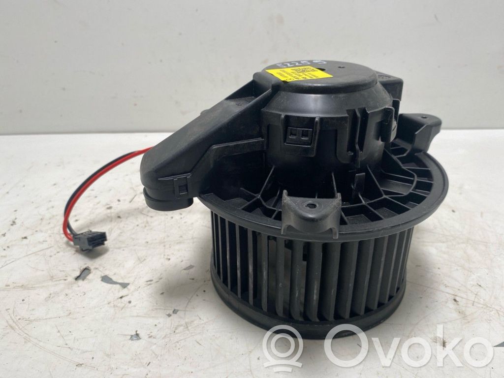 Mercedes-Benz EQB Ventilator aerotermă 
