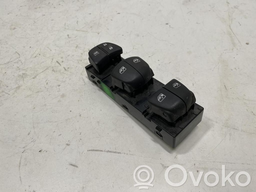 Nissan Qashqai Interruptor del elevalunas eléctrico 