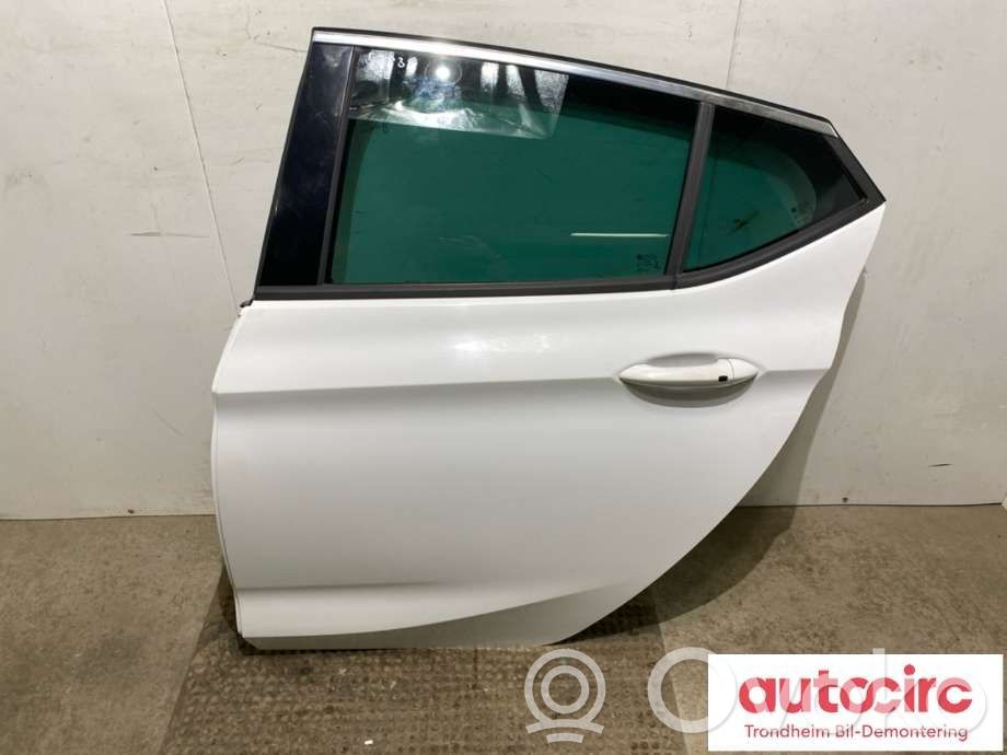 Opel Astra K Puerta trasera 