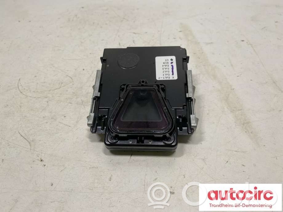 Audi Q7 4M Windshield/windscreen camera 