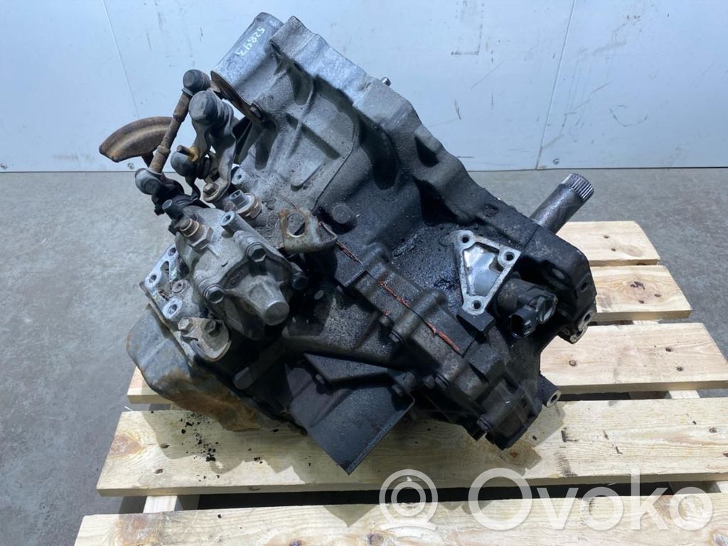Toyota RAV 4 (XA20) Manualna 5-biegowa skrzynia biegów 
