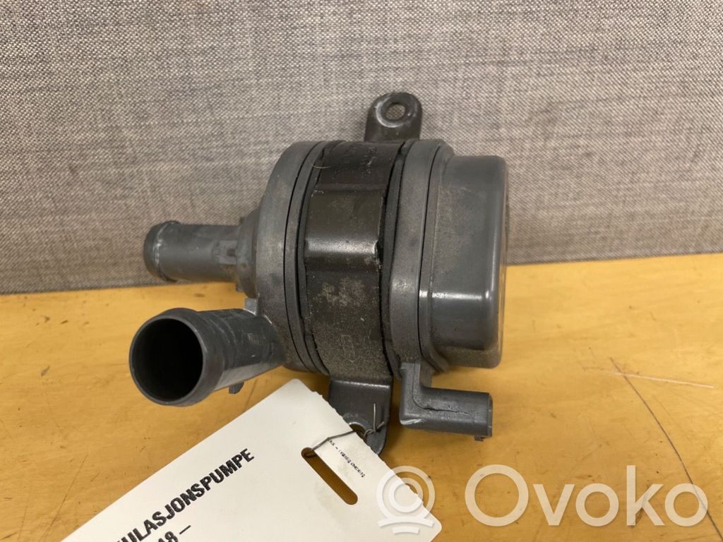 Volvo XC60 Webasto Kiertovesipumppu 