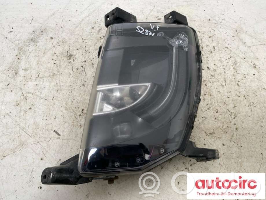 Tesla Model S Etusumuvalo 