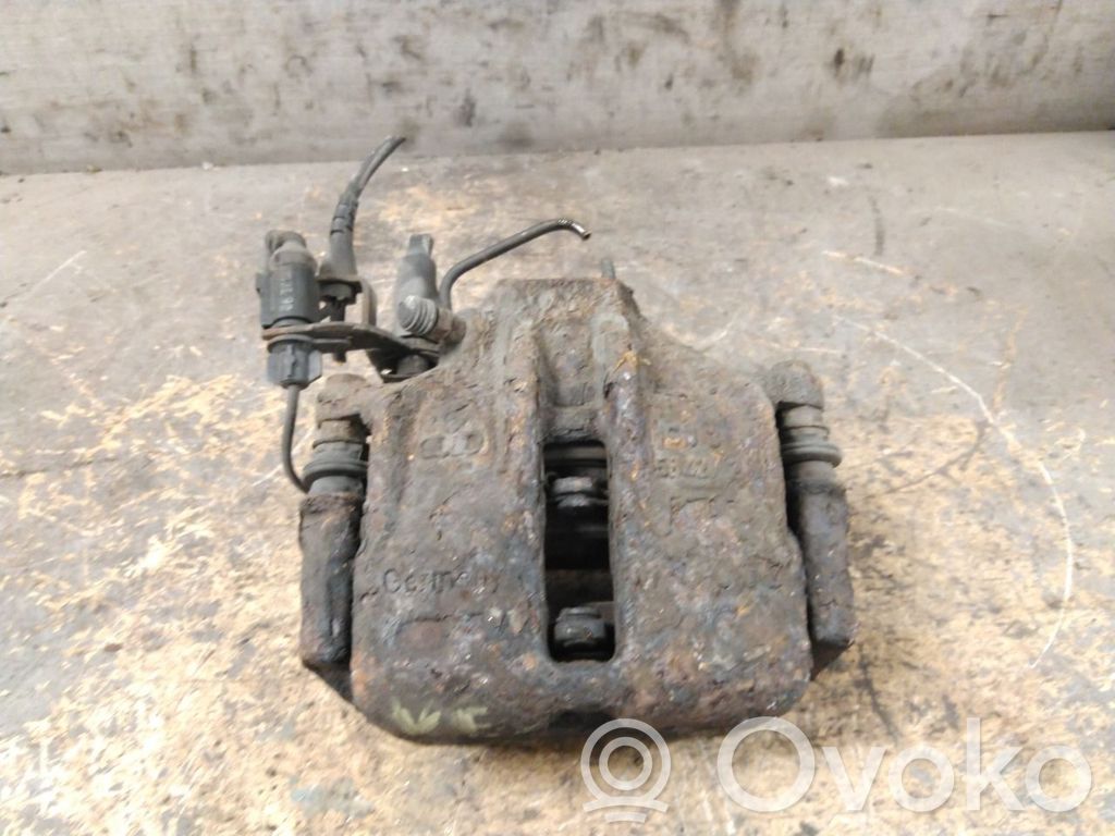 Audi A4 S4 B7 8E 8H Etujarrusatula 
