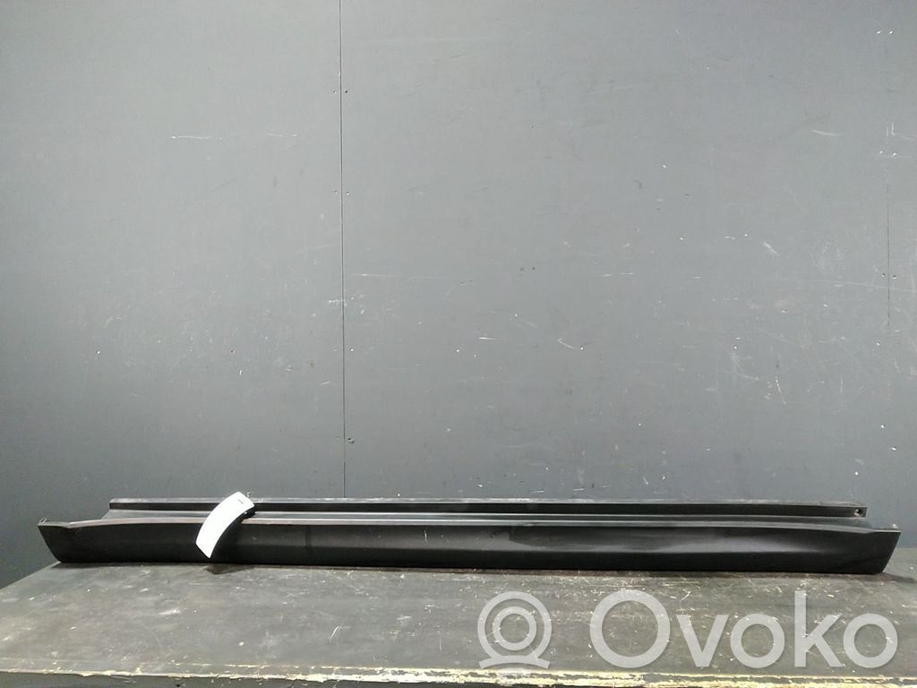 Suzuki Vitara (LY) Listón 