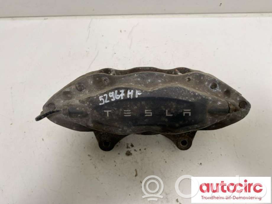 Tesla Model S Priekinis suportas 