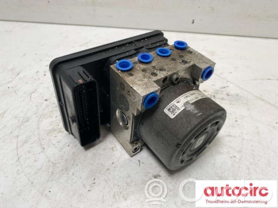 BMW i3 ABS bloks 
