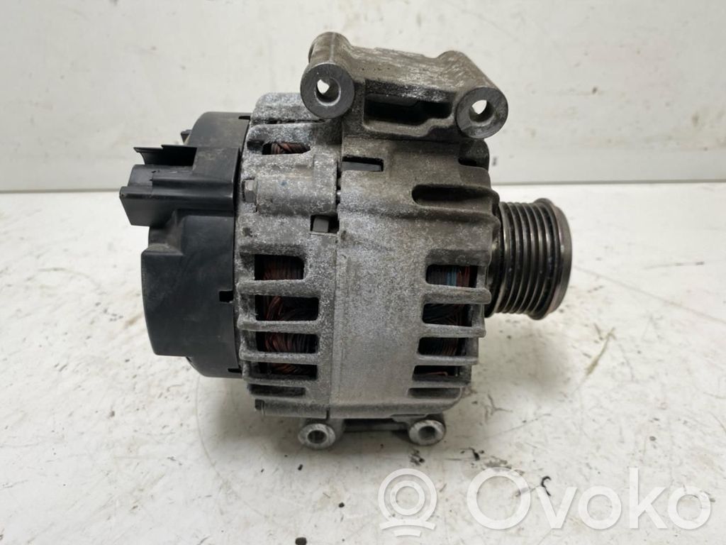 Volkswagen Golf VII Alternator 