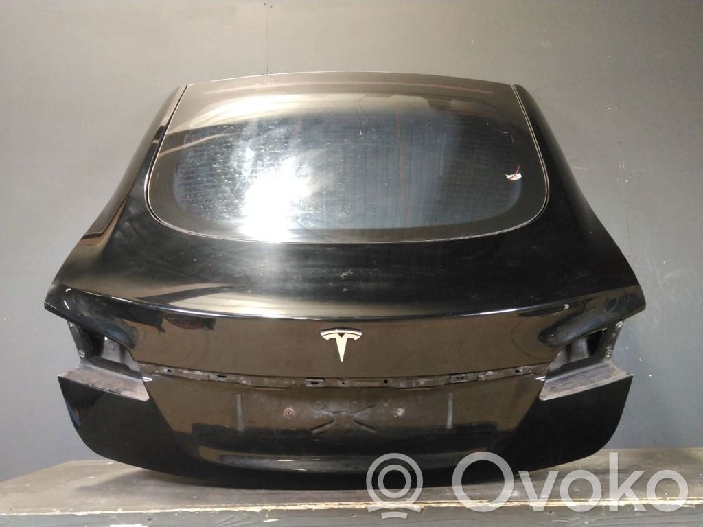 Tesla Model S Tailgate/trunk/boot lid 
