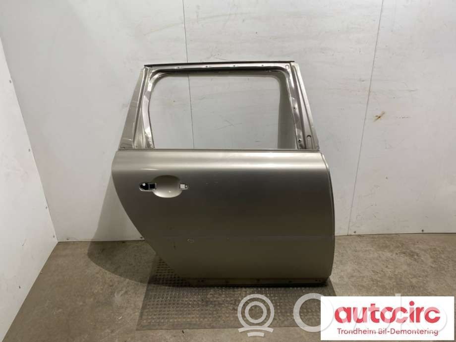 Volvo V70 Galinės durys 