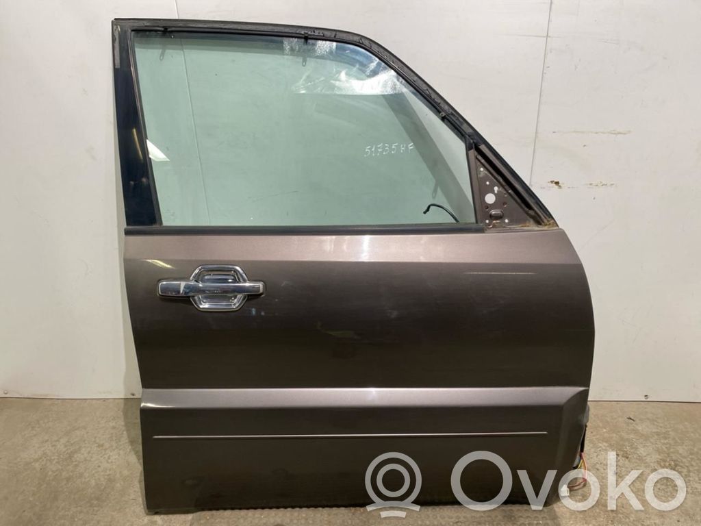 Mitsubishi Pajero Дверь 