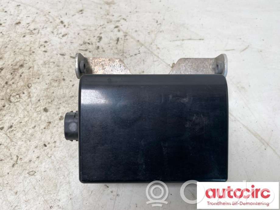 BMW 3 F30 F35 F31 Radar / Czujnik Distronic 