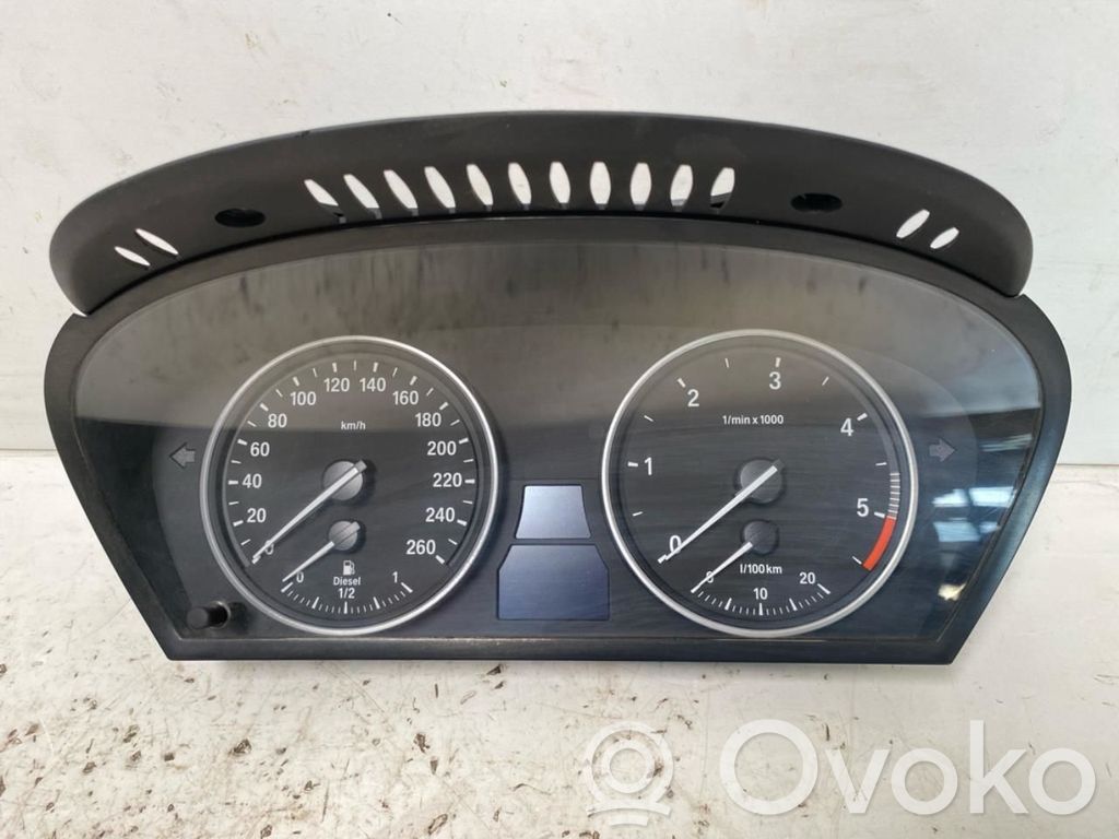 BMW X5 E70 Speedometer (instrument cluster) 