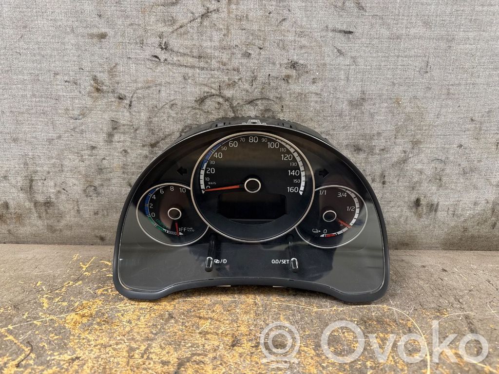 Volkswagen Up Geschwindigkeitsmesser Cockpit 
